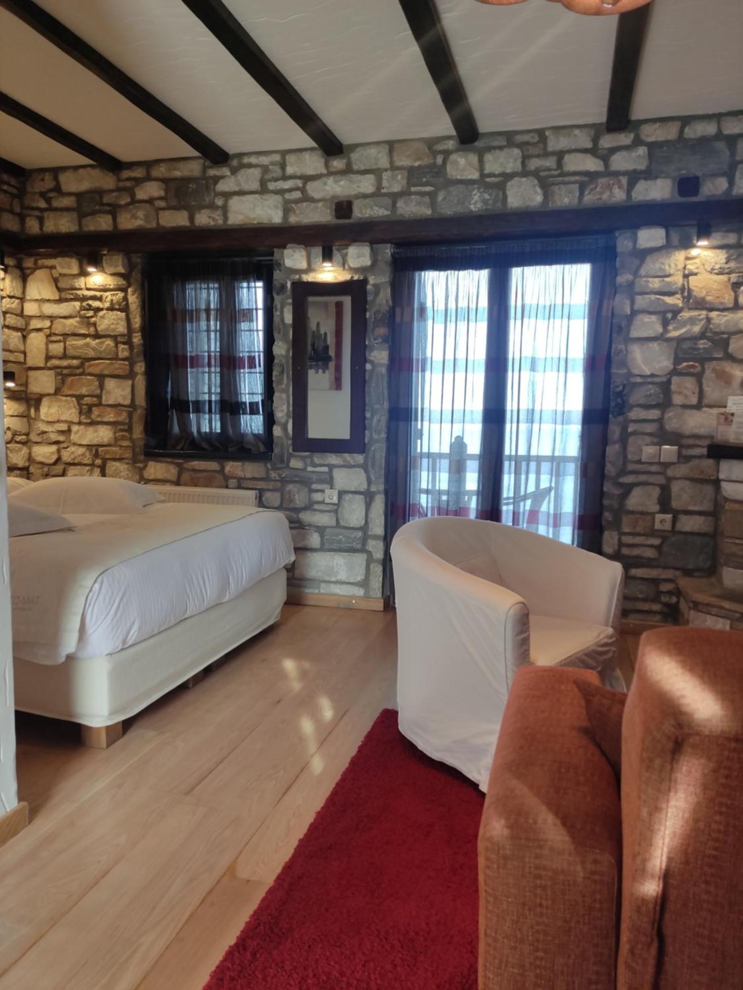 Aparthotel Prasino - Galazio Mourésion Zewnętrze zdjęcie
